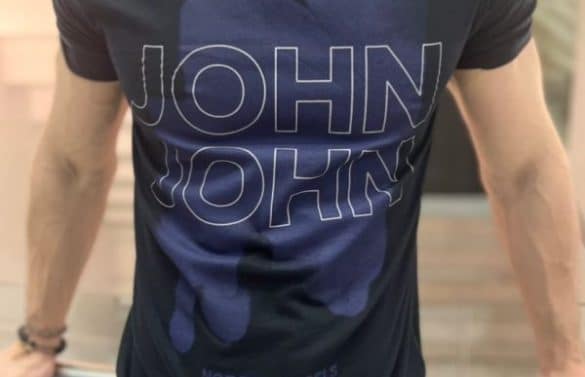 TS SL JOHN JOHN BACK BLUR