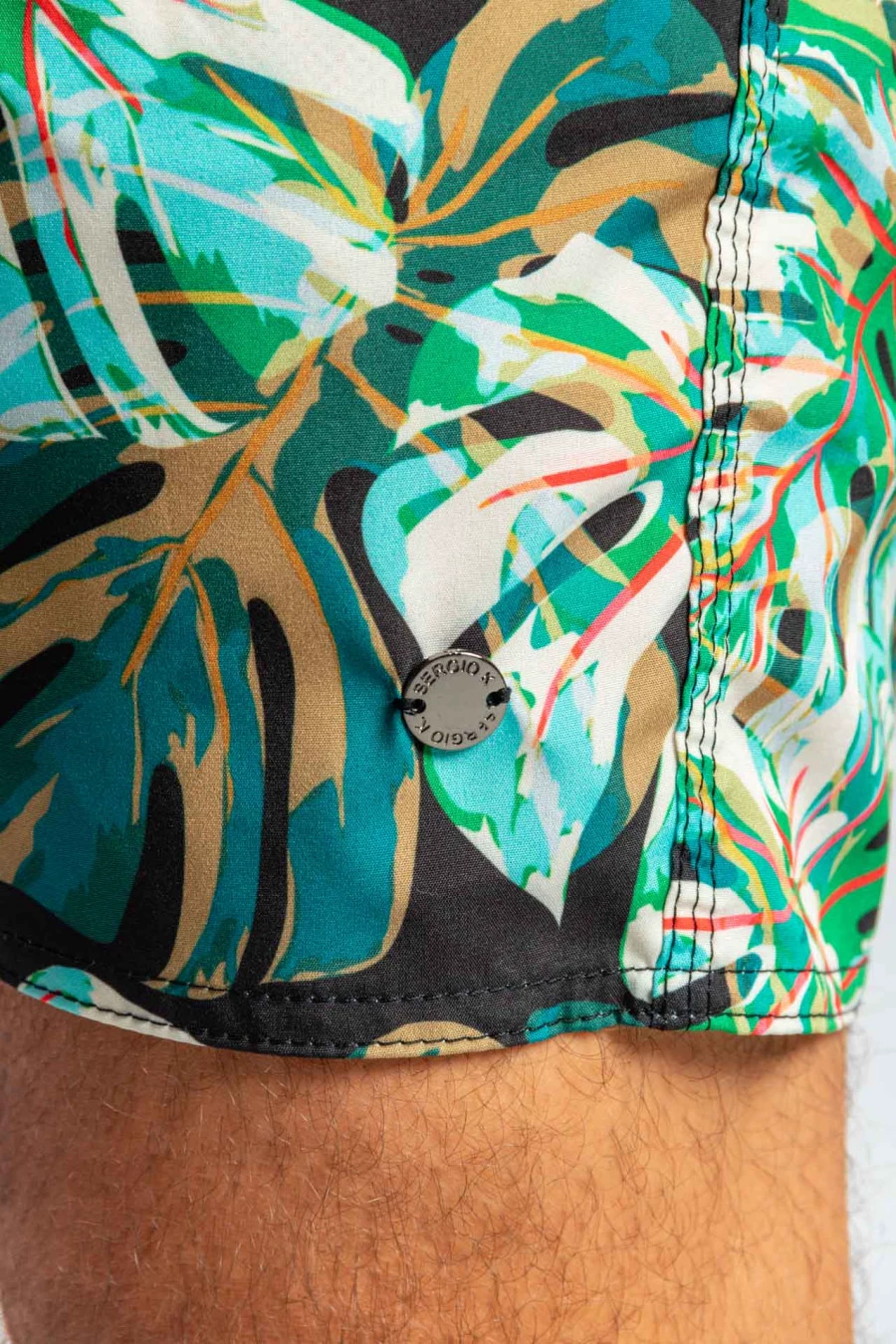 SHORTS COSTELA DE ADÃO COLORS SERGIO K - PRETO - Imagem 4